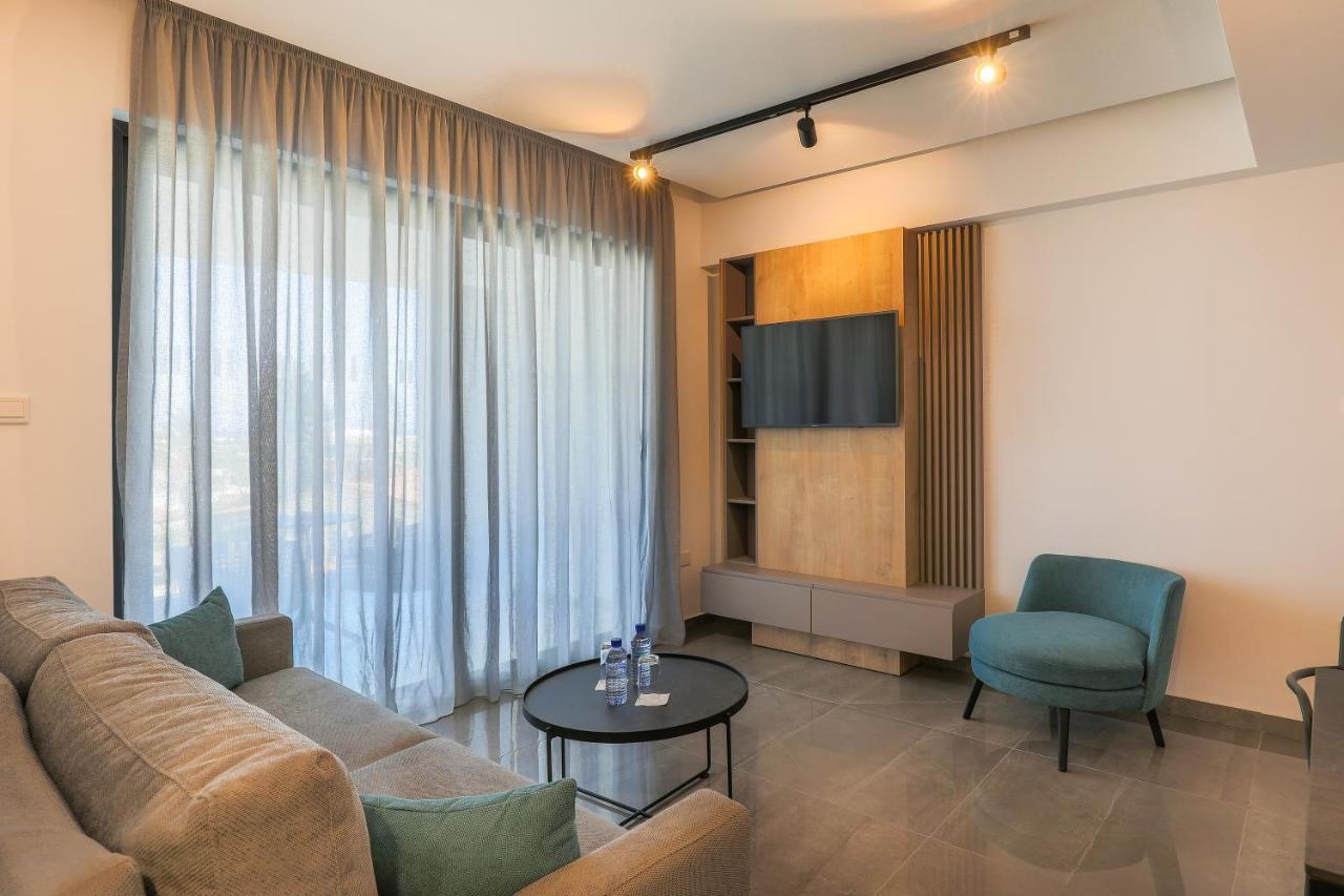 The Quality Lodge - Self Check-In Вороклини Экстерьер фото